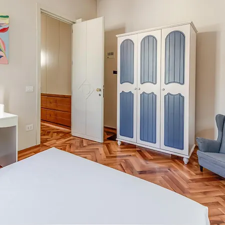Villa Vicky Prato Centro *