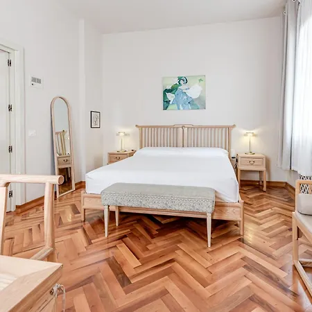 Vicky Prato Centro Villa Prato (Prato)